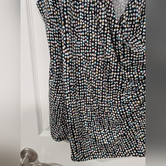 Talbots Woman Black and White Asymmetrical Fitted Blouse in Size 2X - Picture 5 of 9